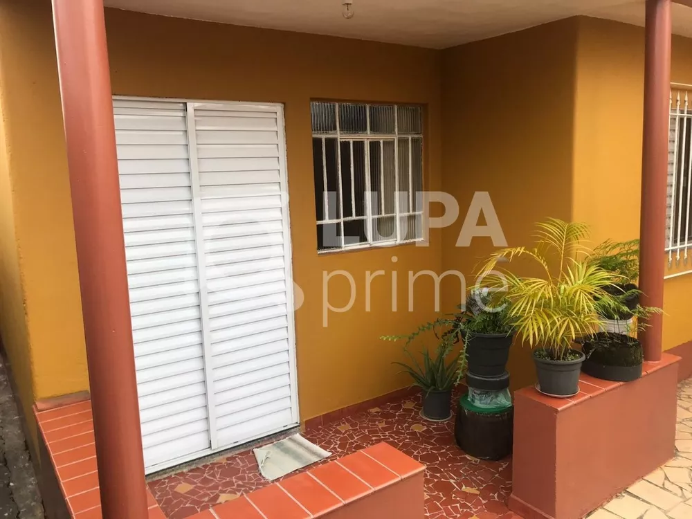 Casa à venda com 3 quartos, 120m² - Foto 4