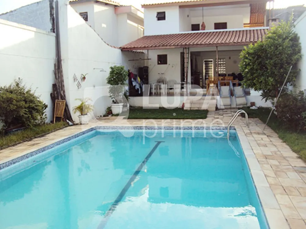 Casa, 4 quartos, 220 m² - Foto 10