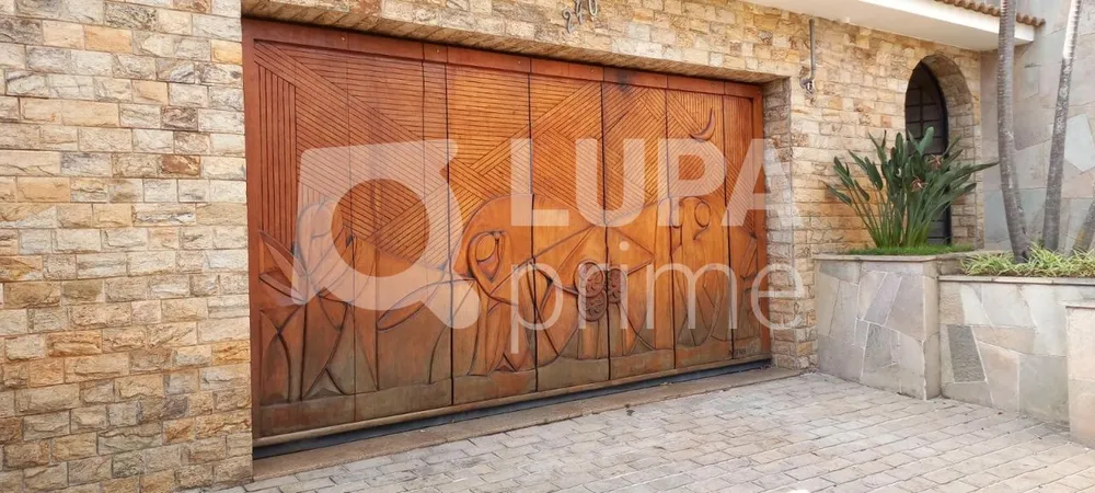 Casa, 3 quartos, 356 m² - Foto 1