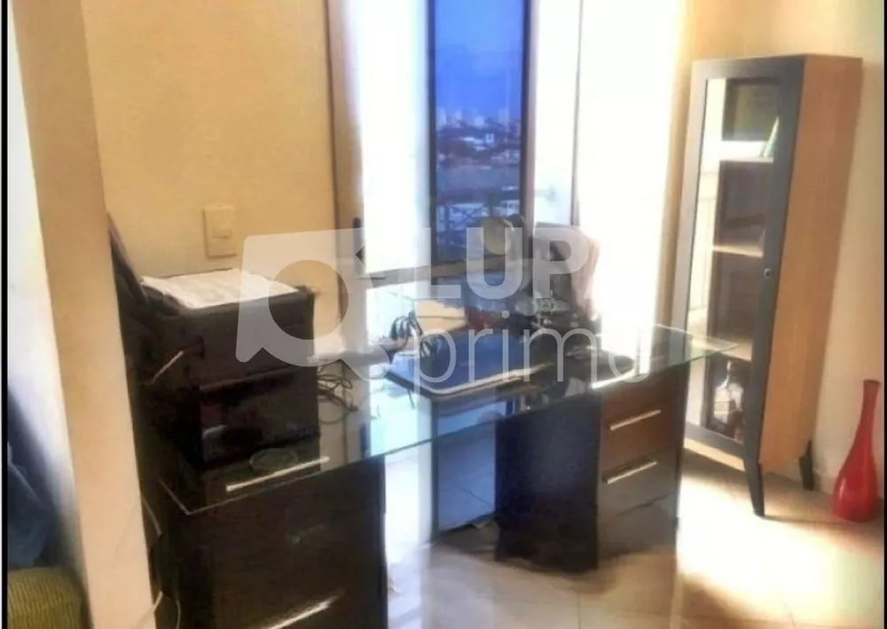 Apartamento à venda com 2 quartos, 61m² - Foto 6