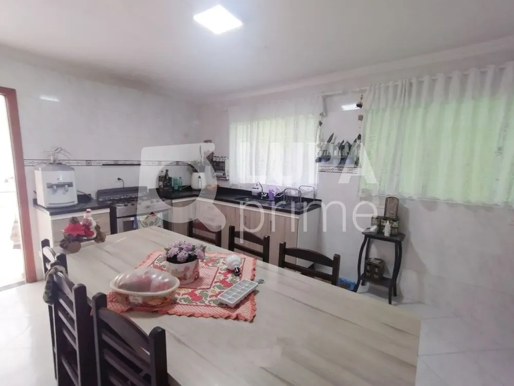Casa, 3 quartos, 146 m² - Foto 1