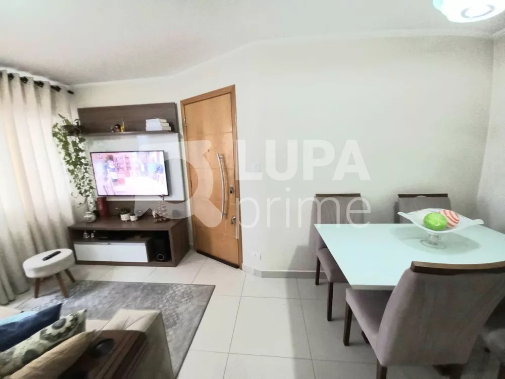 Apartamento à venda com 2 quartos, 63m² - Foto 2