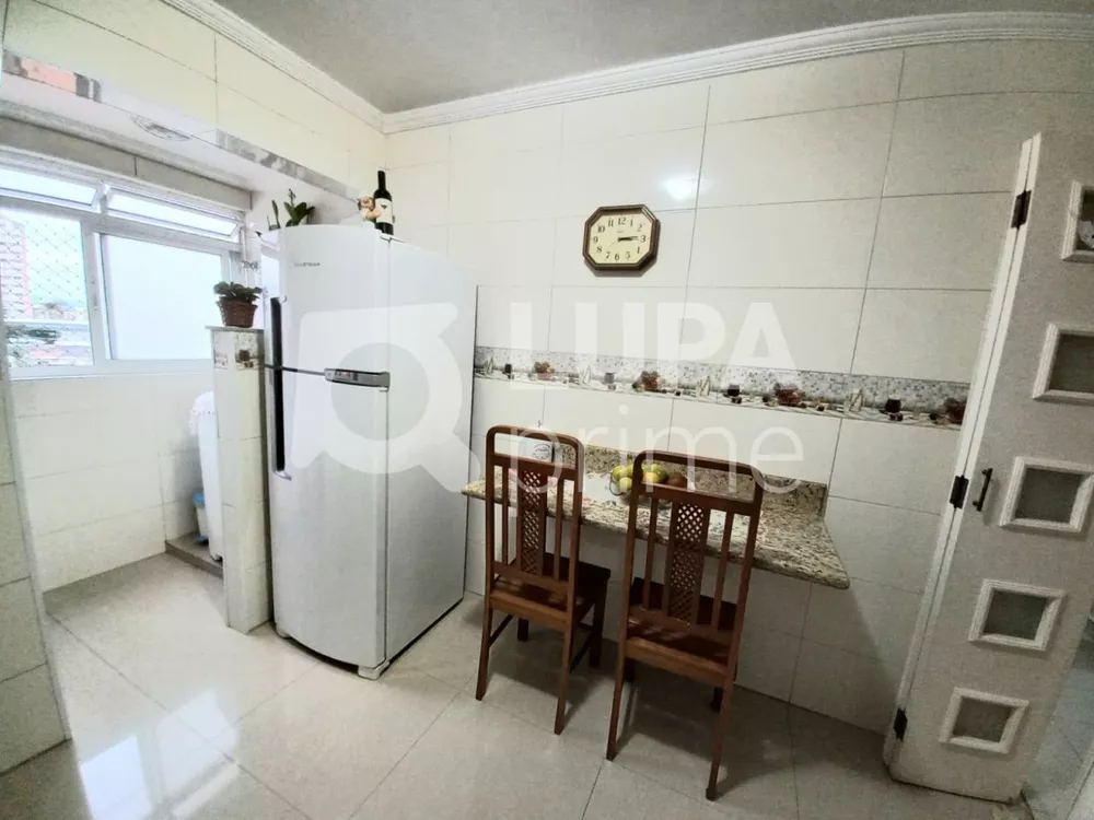 Apartamento à venda com 2 quartos, 63m² - Foto 12