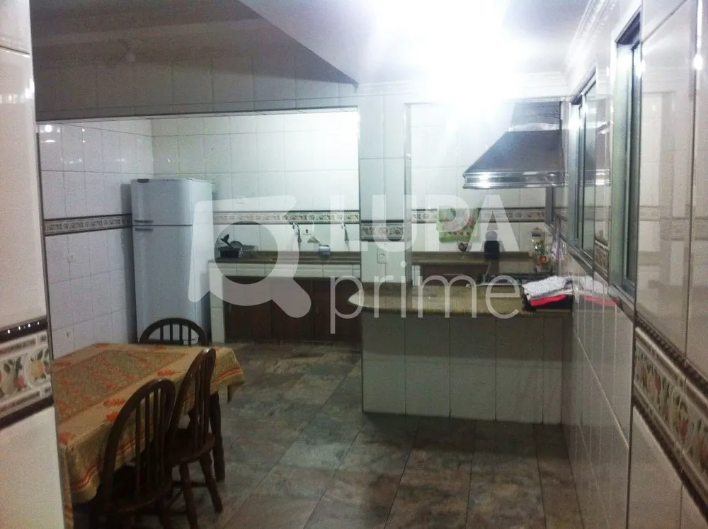 Casa, 4 quartos, 210 m² - Foto 19