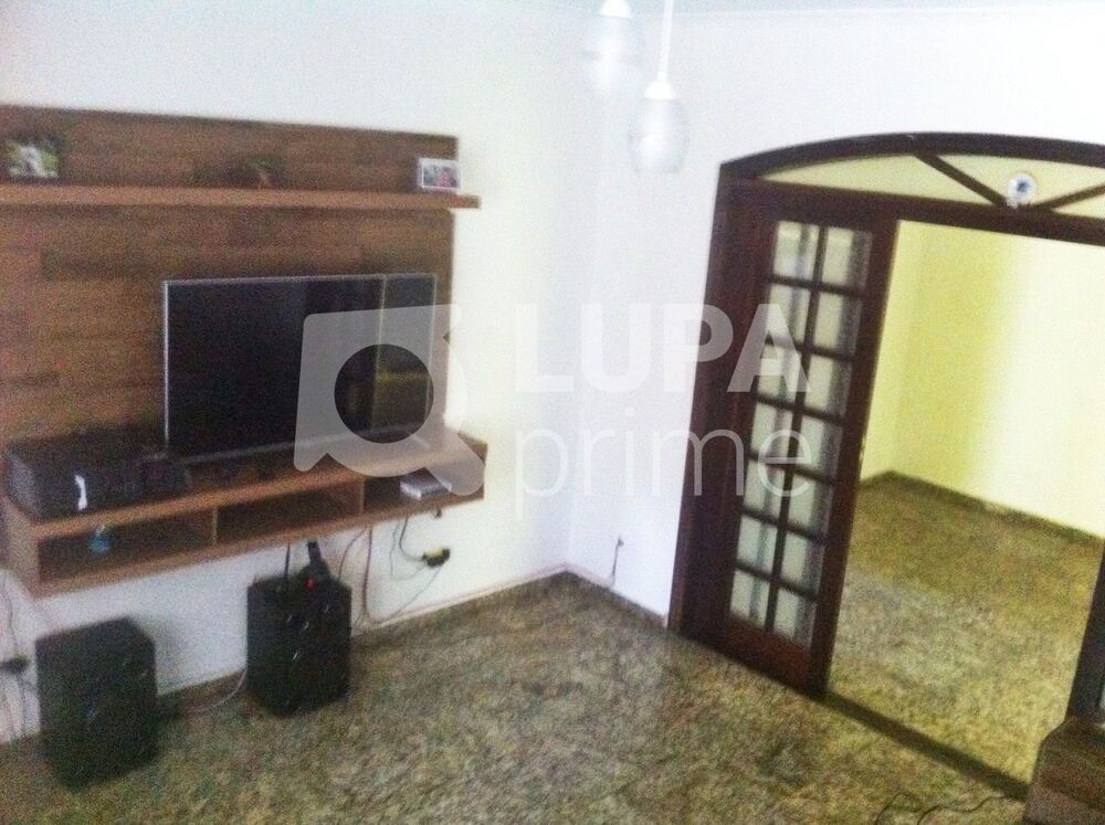 Casa, 4 quartos, 210 m² - Foto 2