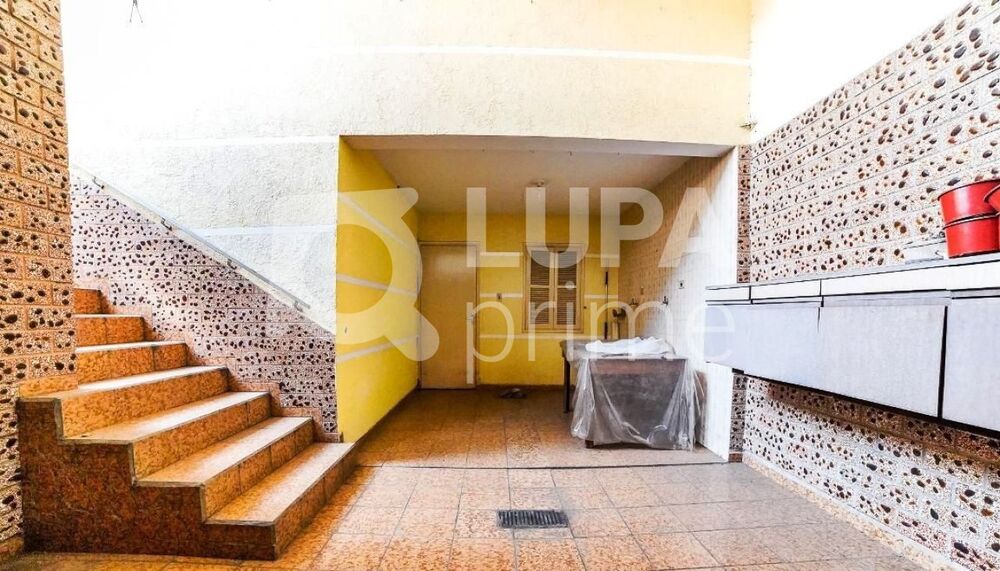 Casa à venda com 4 quartos, 219m² - Foto 12