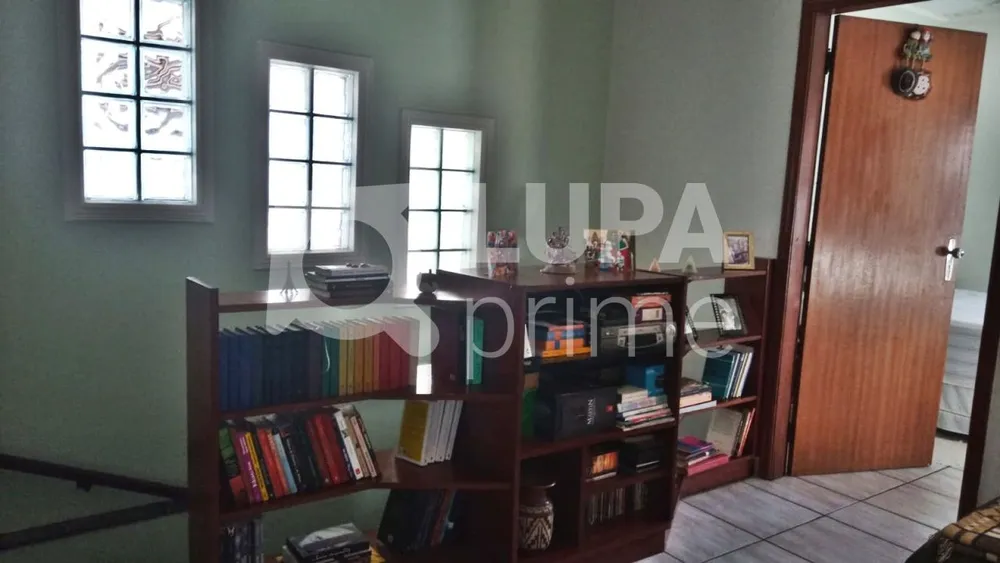 Casa, 3 quartos, 220 m² - Foto 8