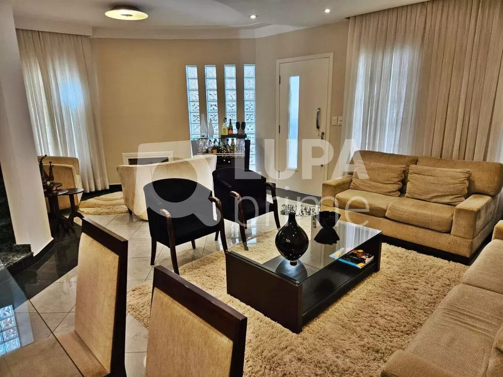 Casa à venda com 3 quartos, 323m² - Foto 3