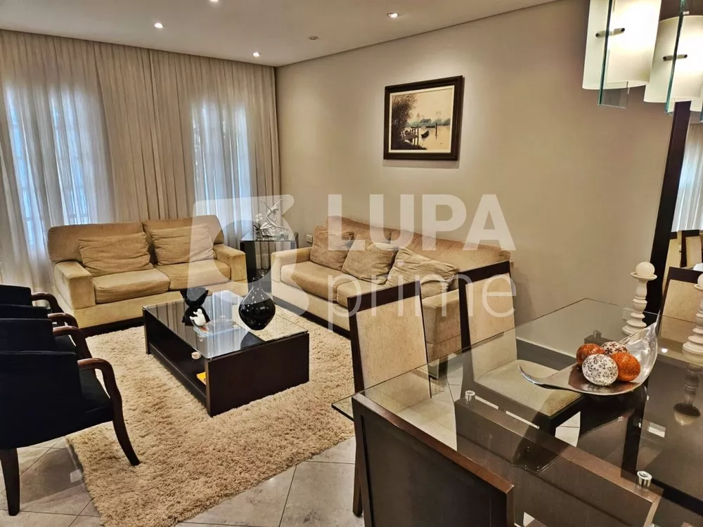 Casa à venda com 3 quartos, 323m² - Foto 2