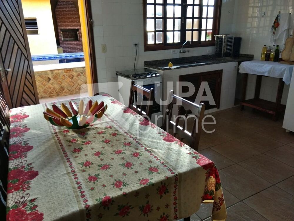 Casa, 2 quartos, 250 m² - Foto 2