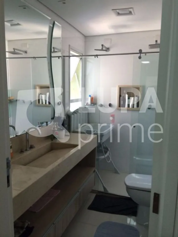 Apartamento, 3 quartos, 200 m² - Foto 2