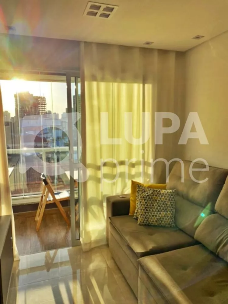 Apartamento à venda com 3 quartos, 67m² - Foto 2