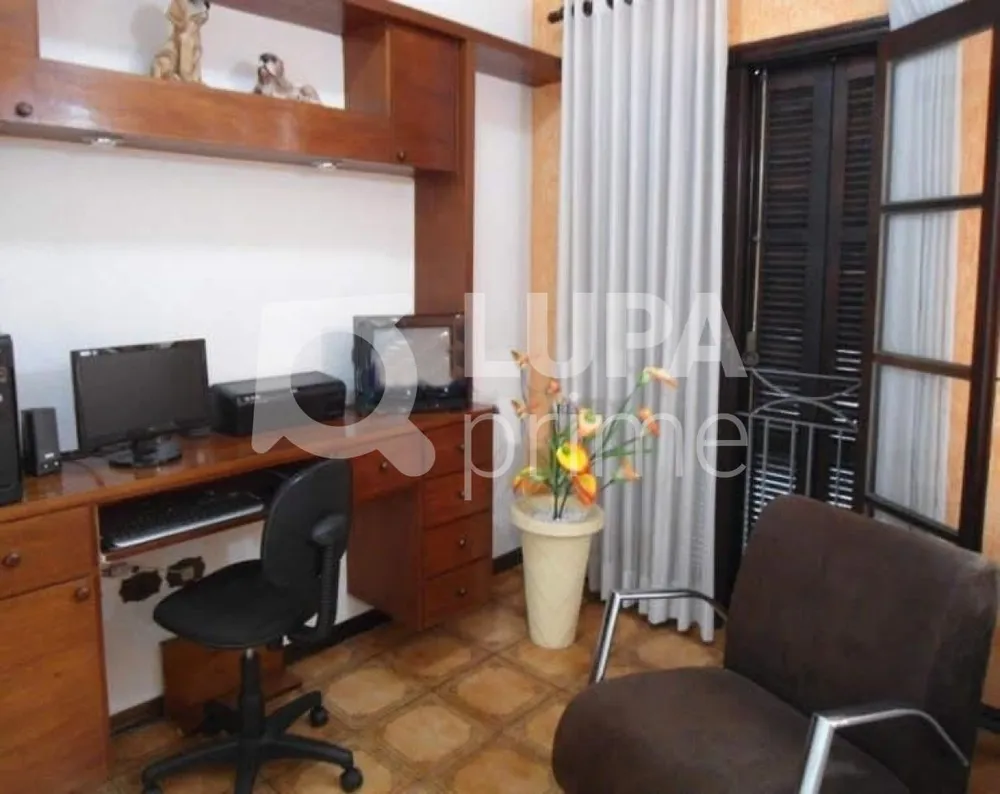 Casa, 3 quartos, 240 m² - Foto 13