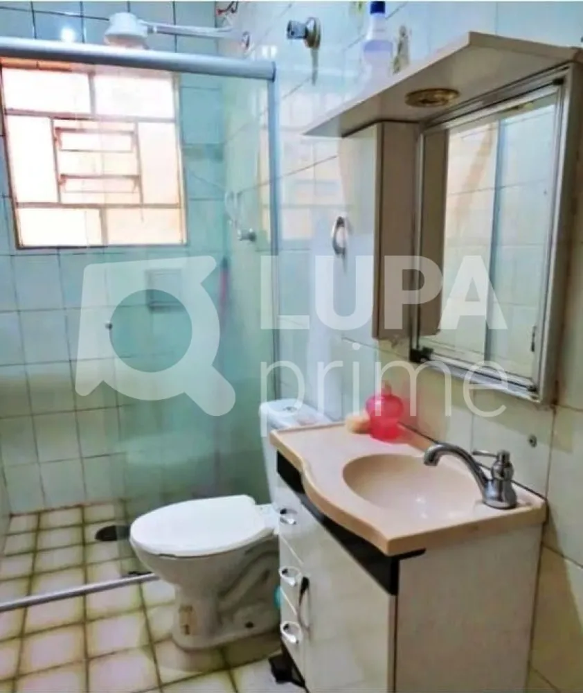 Casa, 5 quartos, 210 m² - Foto 2