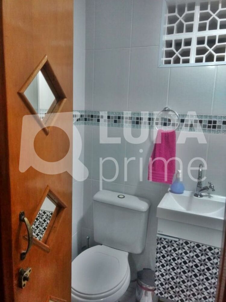 Casa à venda com 3 quartos, 195m² - Foto 6