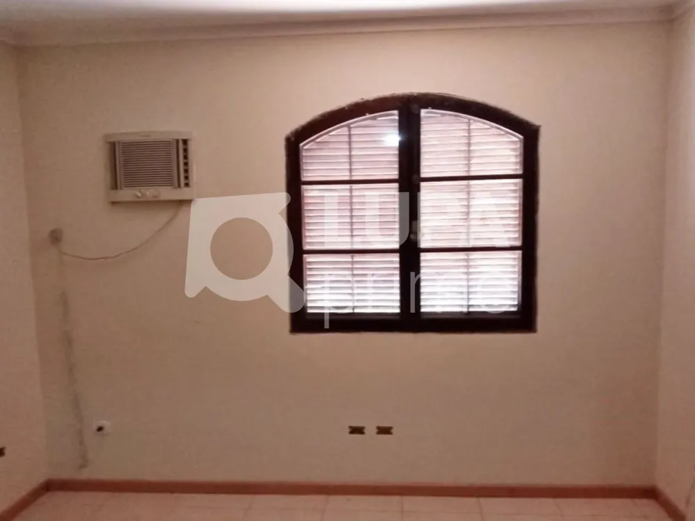 Casa, 3 quartos, 240 m² - Foto 11