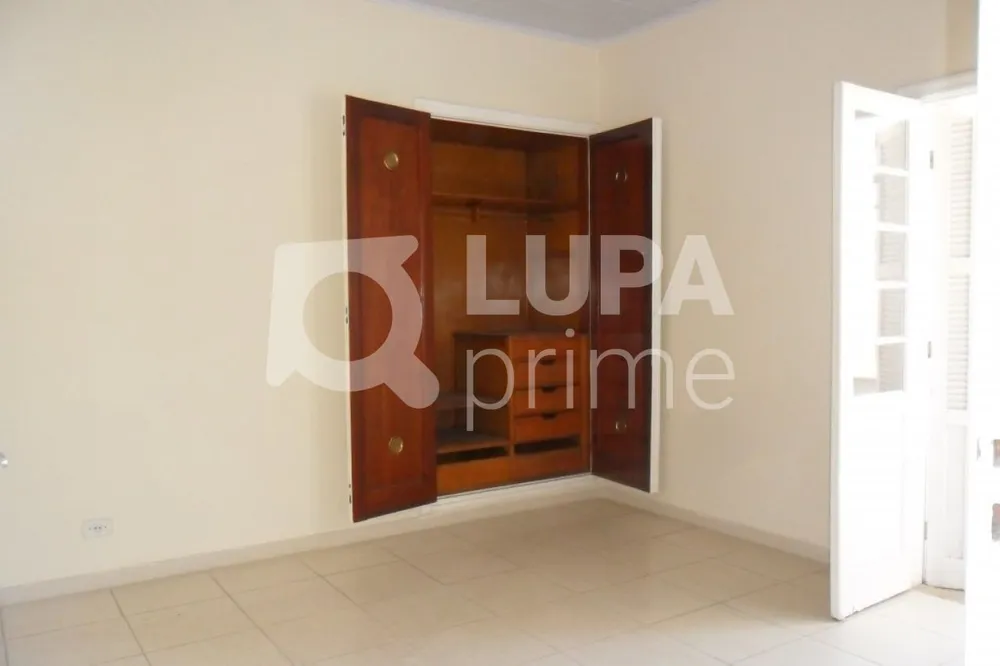Casa, 3 quartos, 240 m² - Foto 12