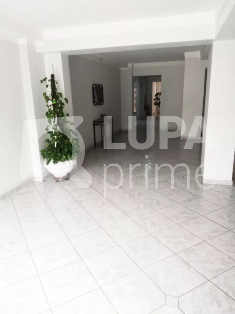 Apartamento à venda com 3 quartos, 66m² - Foto 2