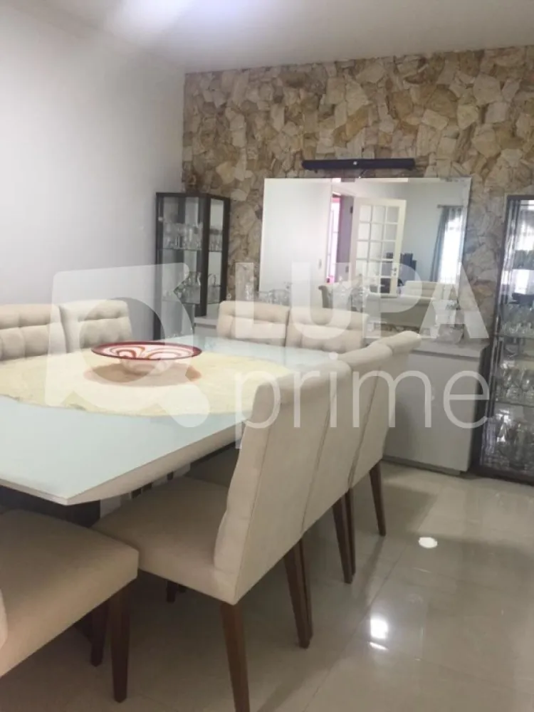 Casa, 4 quartos, 252 m² - Foto 11