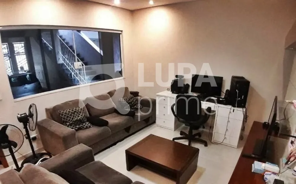 Casa, 5 quartos, 110 m² - Foto 1
