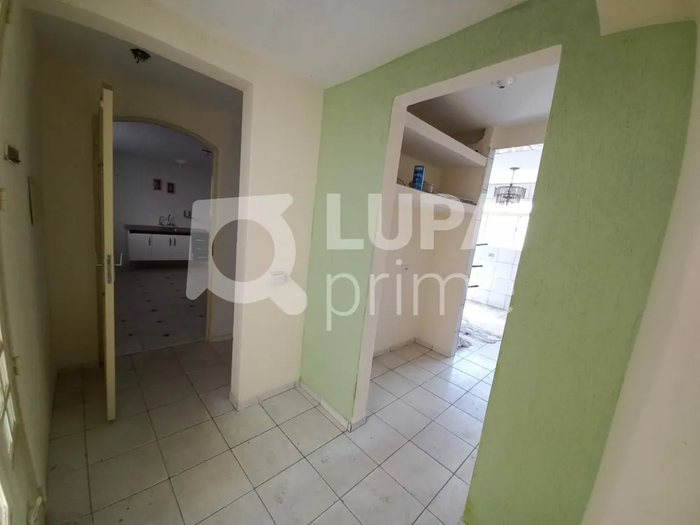 Casa, 6 quartos, 160 m² - Foto 3