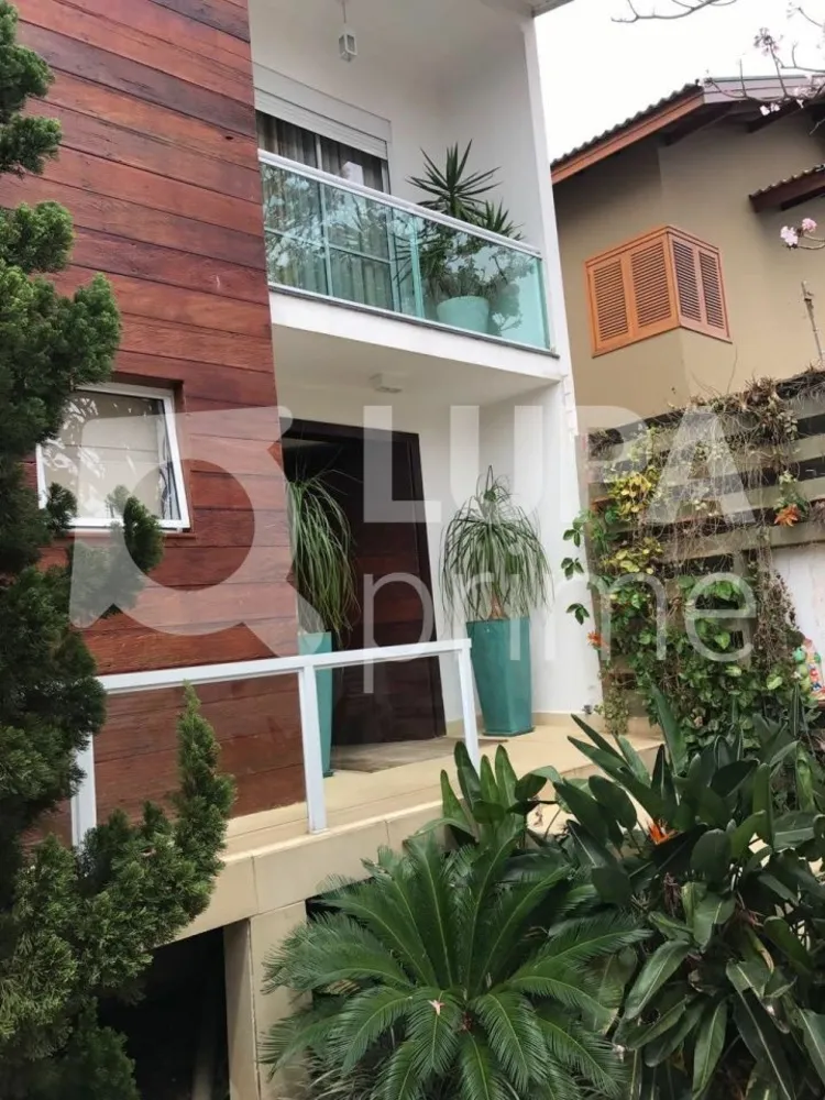 Casa, 3 quartos, 300 m² - Foto 1
