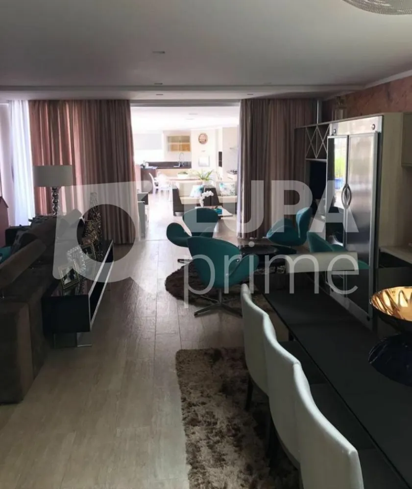 Casa, 3 quartos, 300 m² - Foto 1
