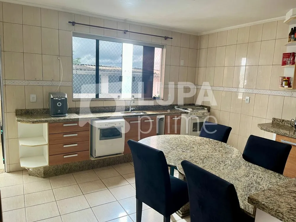 Casa, 4 quartos, 212 m² - Foto 10