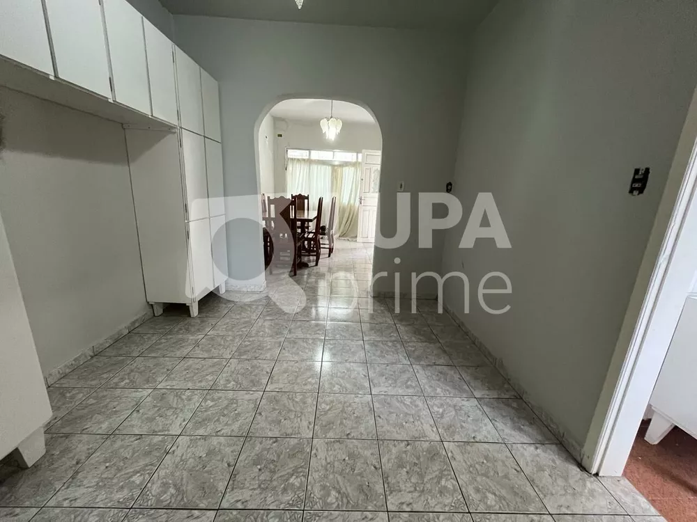 Casa à venda com 3 quartos, 170m² - Foto 4