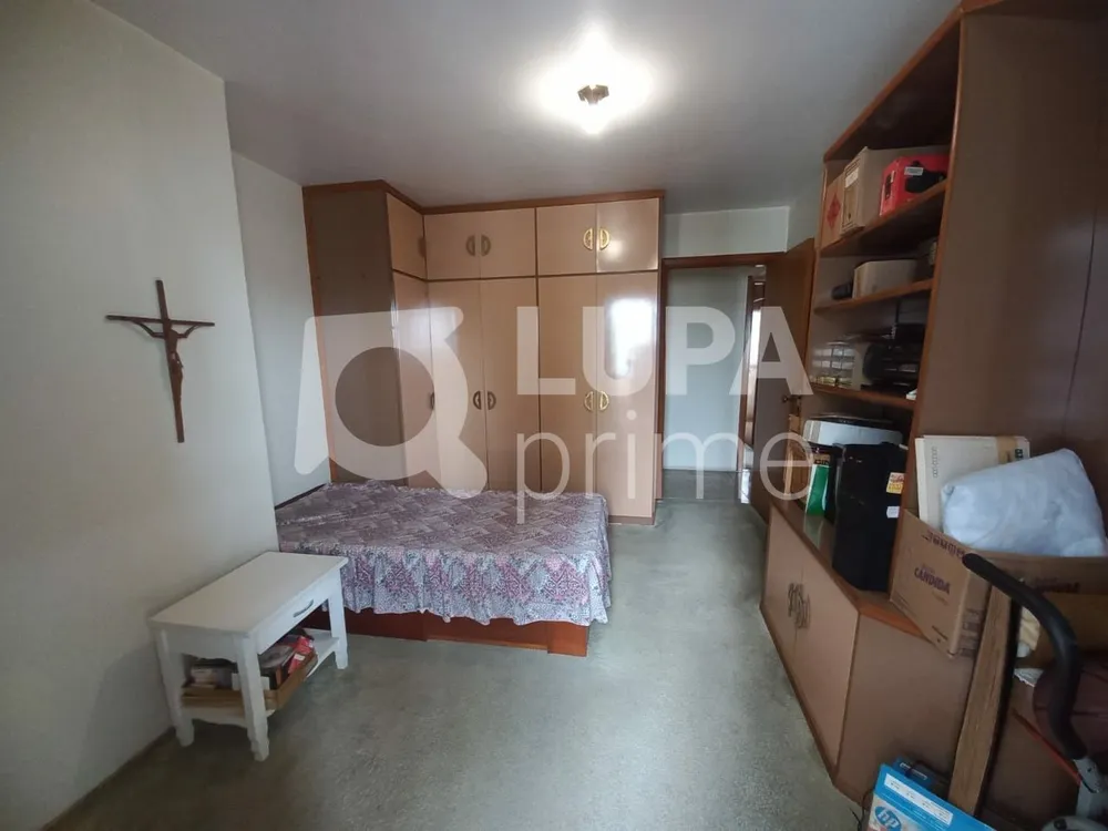 Apartamento, 4 quartos, 198 m² - Foto 2