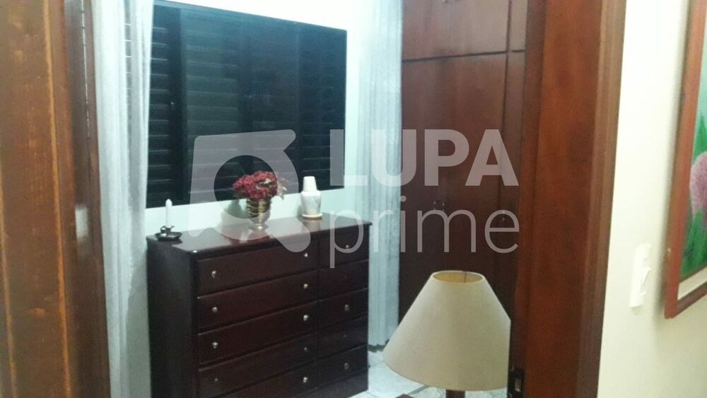 Casa, 4 quartos, 120 m² - Foto 1