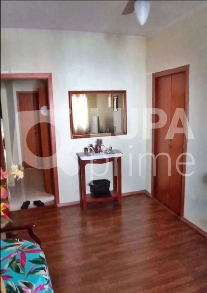 Casa, 6 quartos, 157 m² - Foto 9