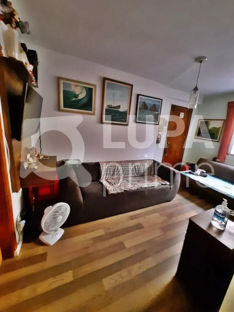 Apartamento à venda com 3 quartos, 100m² - Foto 2