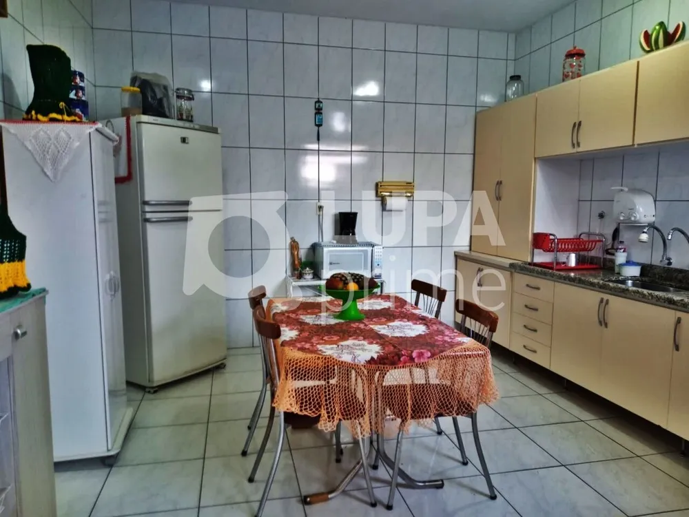 Casa, 3 quartos, 106 m² - Foto 1