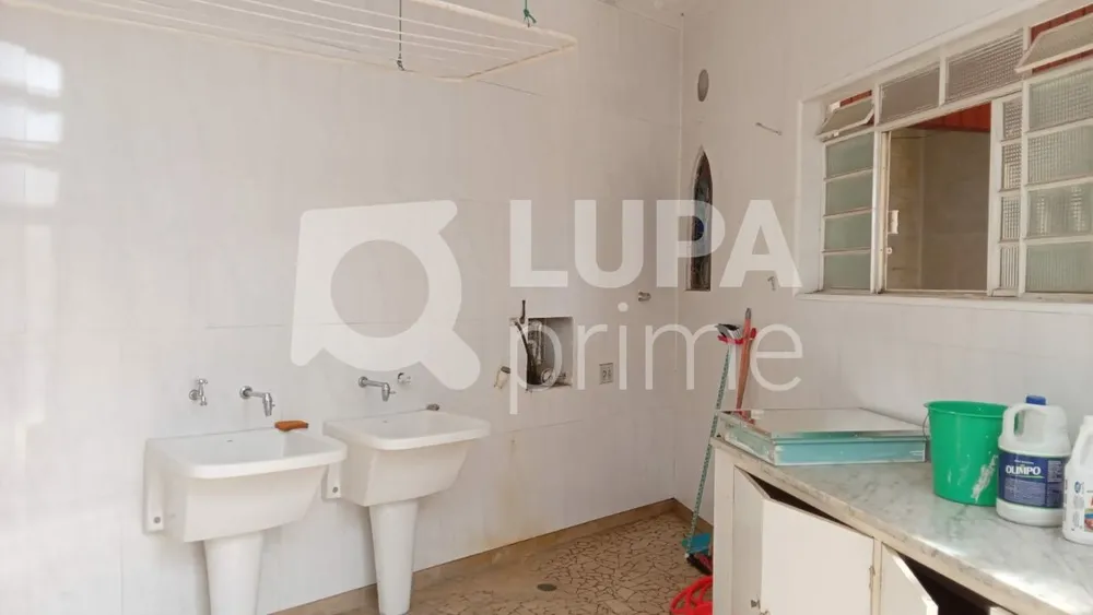 Casa, 3 quartos, 325 m² - Foto 4