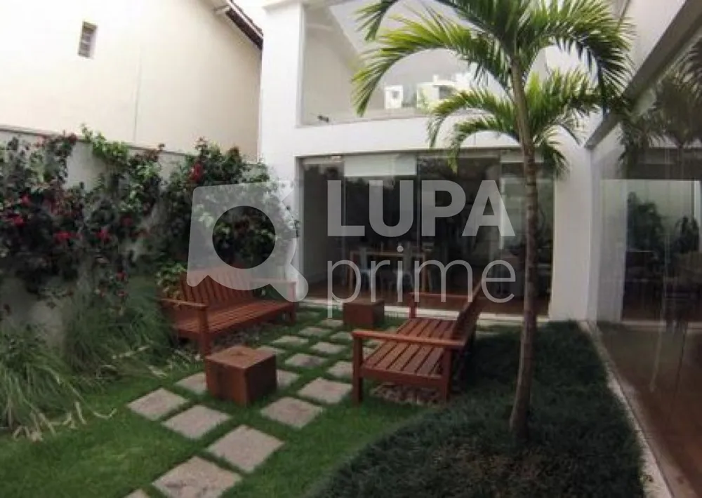 Casa, 3 quartos, 219 m² - Foto 3