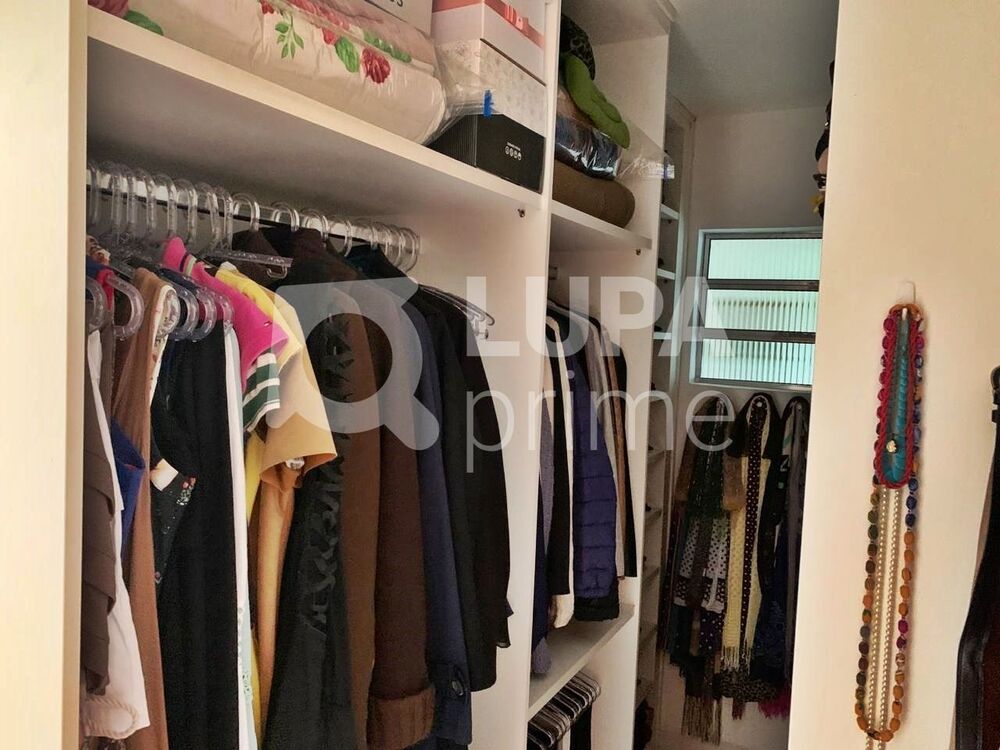 Casa à venda com 4 quartos, 158m² - Foto 6