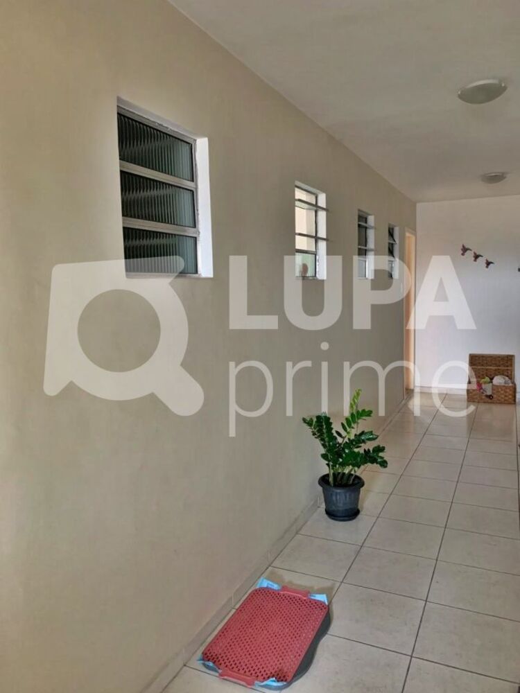 Casa à venda com 4 quartos, 158m² - Foto 11