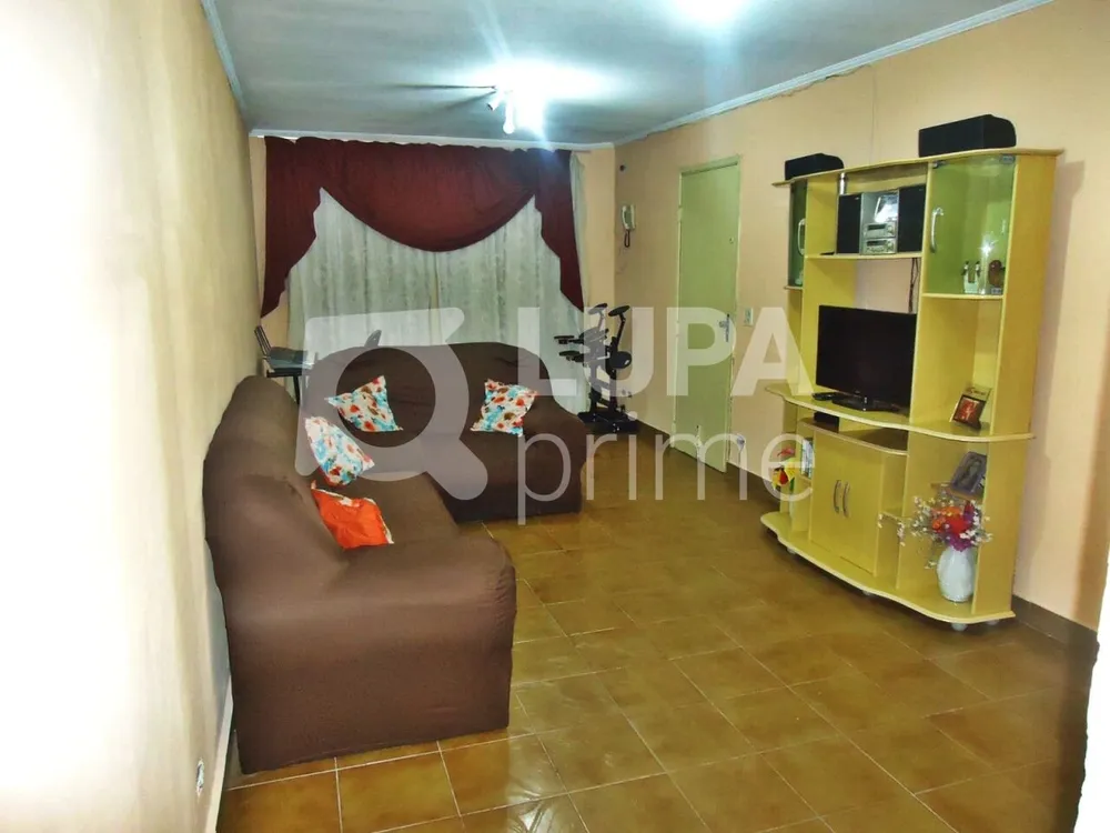 Casa, 3 quartos, 227 m² - Foto 2
