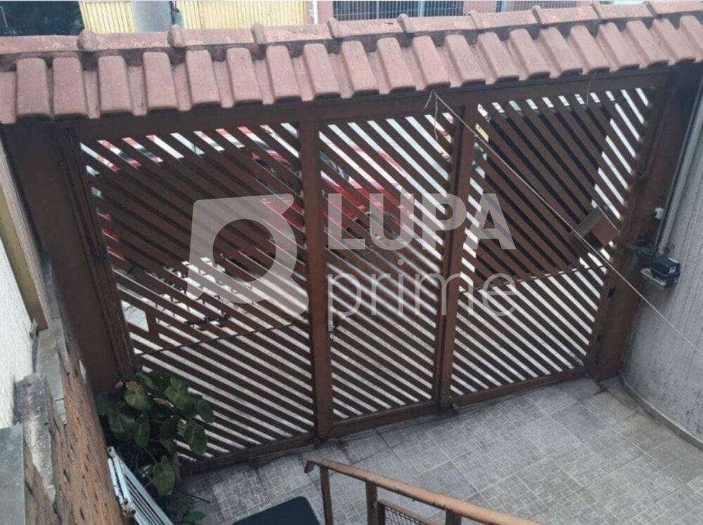 Casa à venda com 7 quartos, 120m² - Foto 4