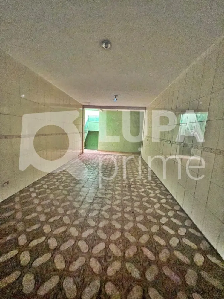Depósito-Galpão, 1300 m² - Foto 2