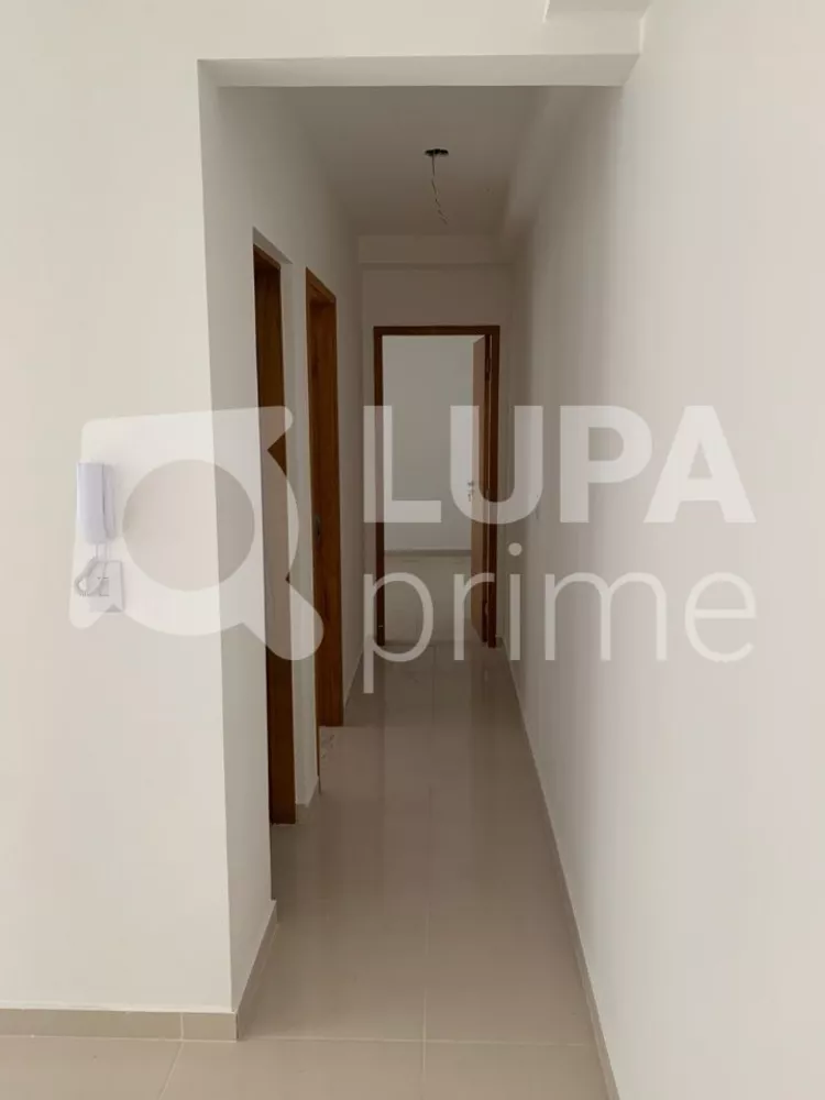 Apartamento à venda com 2 quartos, 45m² - Foto 12