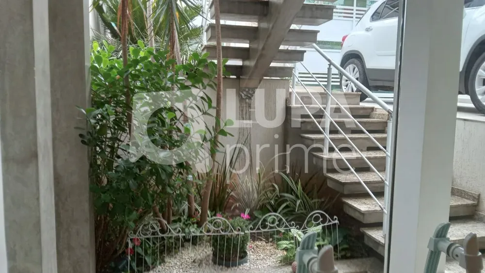 Casa, 3 quartos, 218 m² - Foto 8