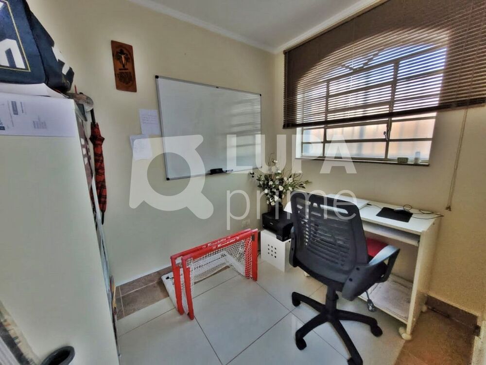 Casa, 3 quartos, 280 m² - Foto 2