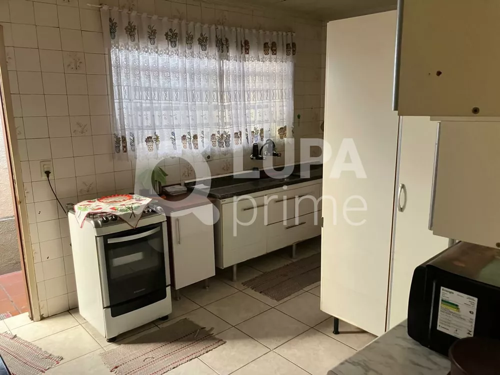 Casa à venda com 3 quartos, 131m² - Foto 8