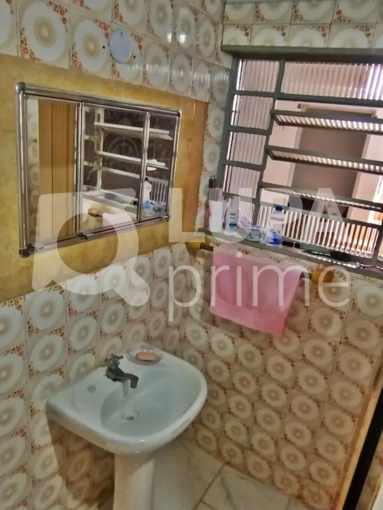 Casa, 6 quartos, 172 m² - Foto 2