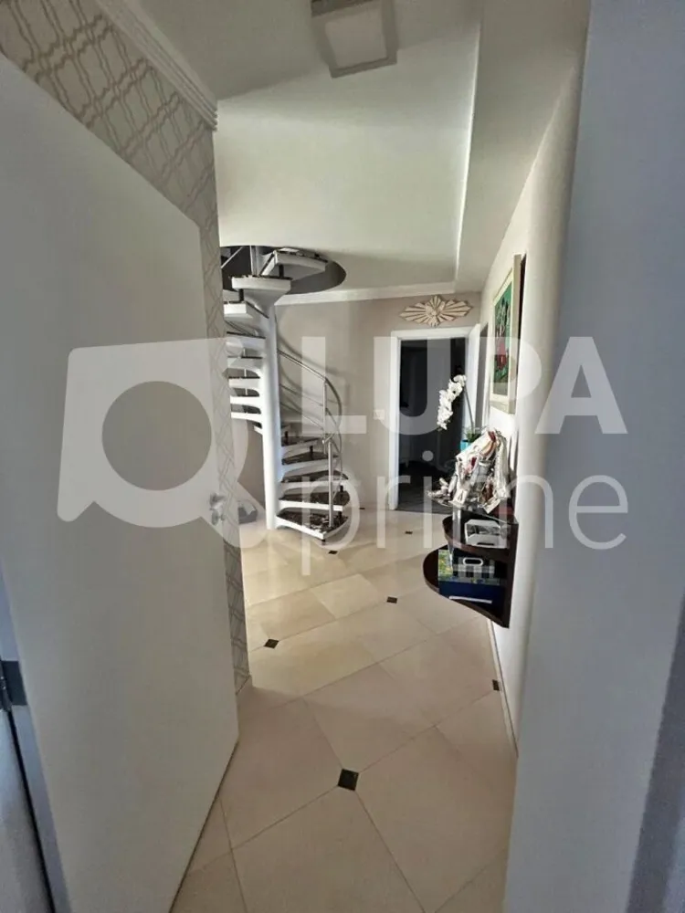 Apartamento, 3 quartos, 272 m² - Foto 5