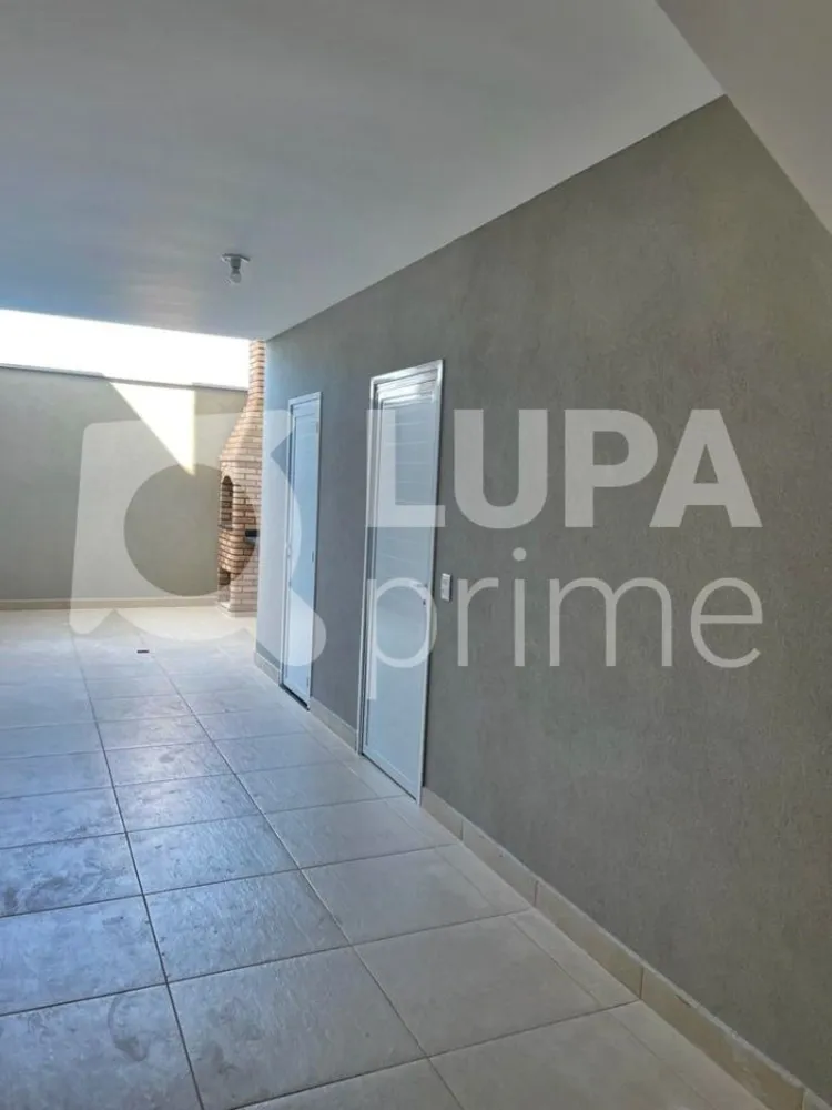 Casa, 3 quartos, 230 m² - Foto 2