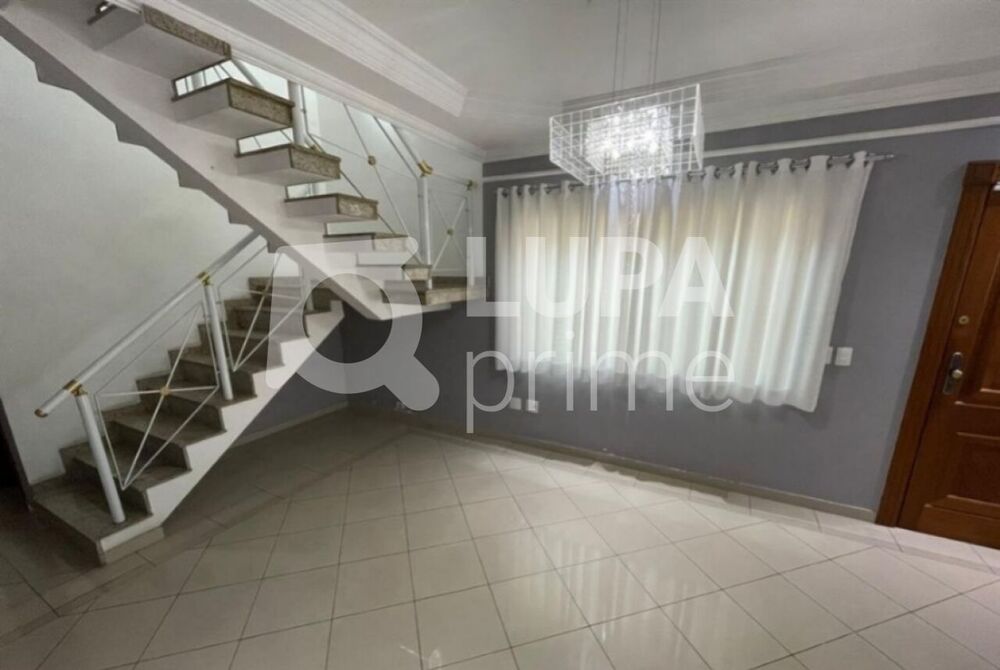 Casa à venda com 3 quartos, 227m² - Foto 8