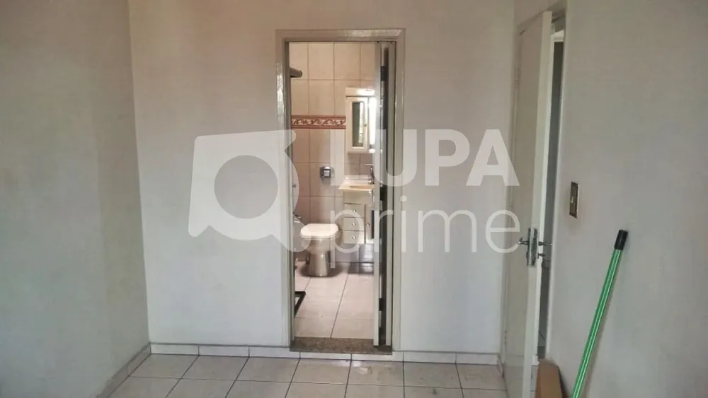 Casa, 4 quartos, 228 m² - Foto 2